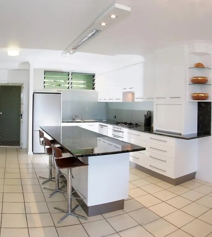 Poinciana 112 Apartment Hamilton Island